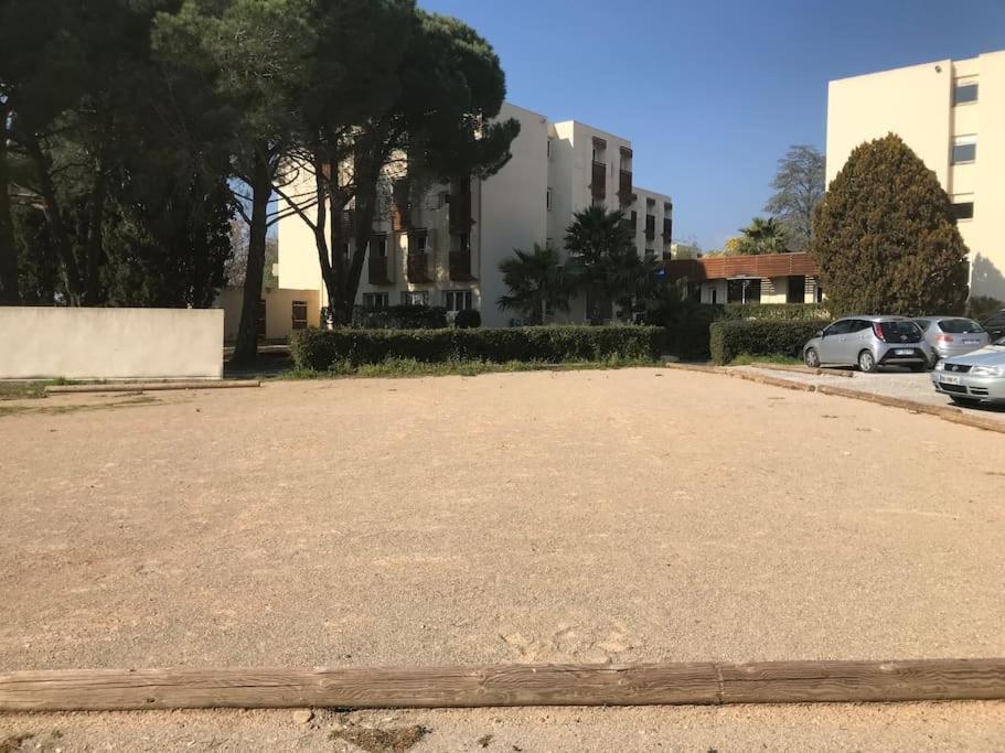 Appartement Plage Piscine Et Tennis Inclus Ла-Лонд-ле-Мор Экстерьер фото