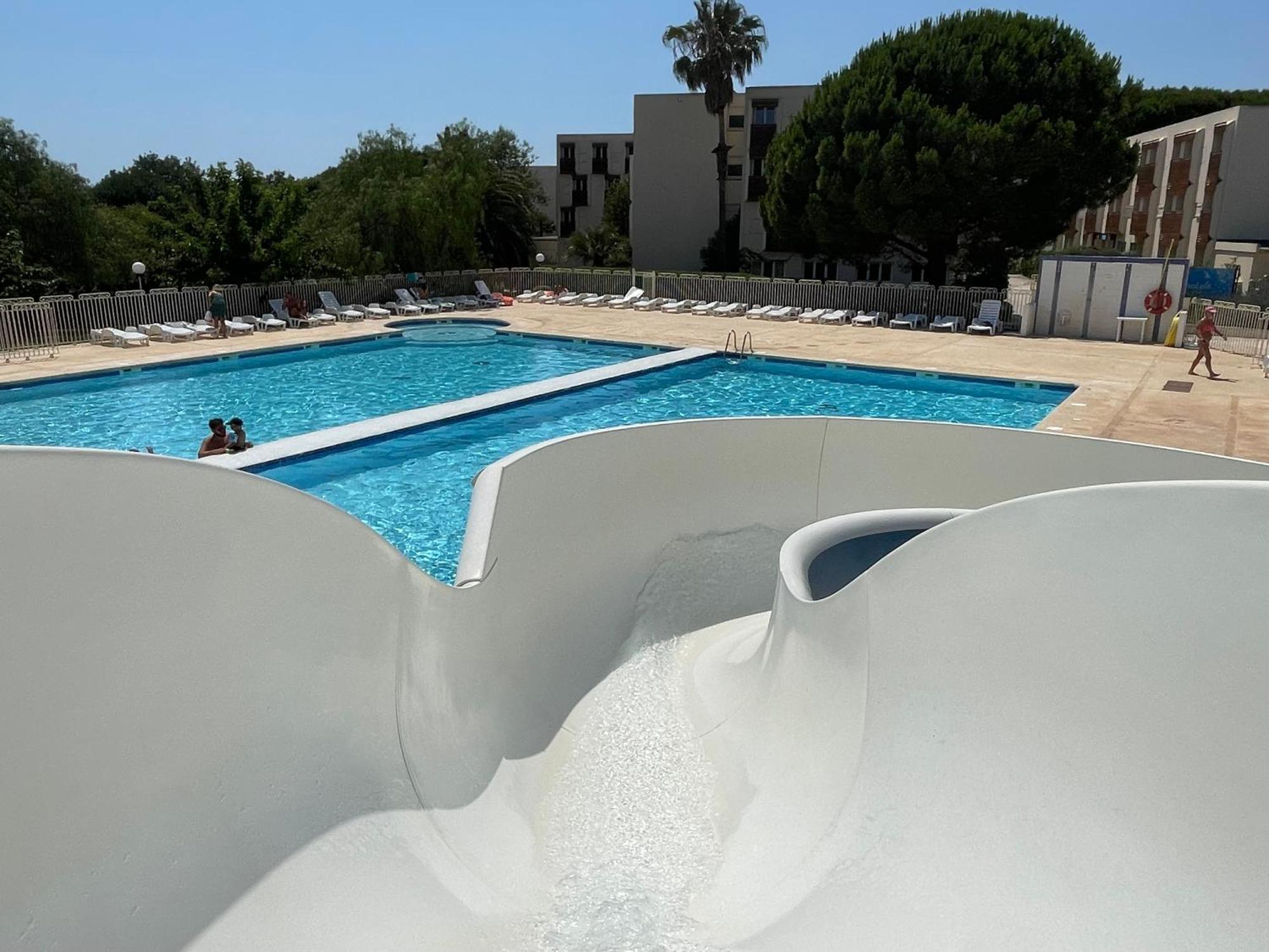 Appartement Plage Piscine Et Tennis Inclus Ла-Лонд-ле-Мор Экстерьер фото