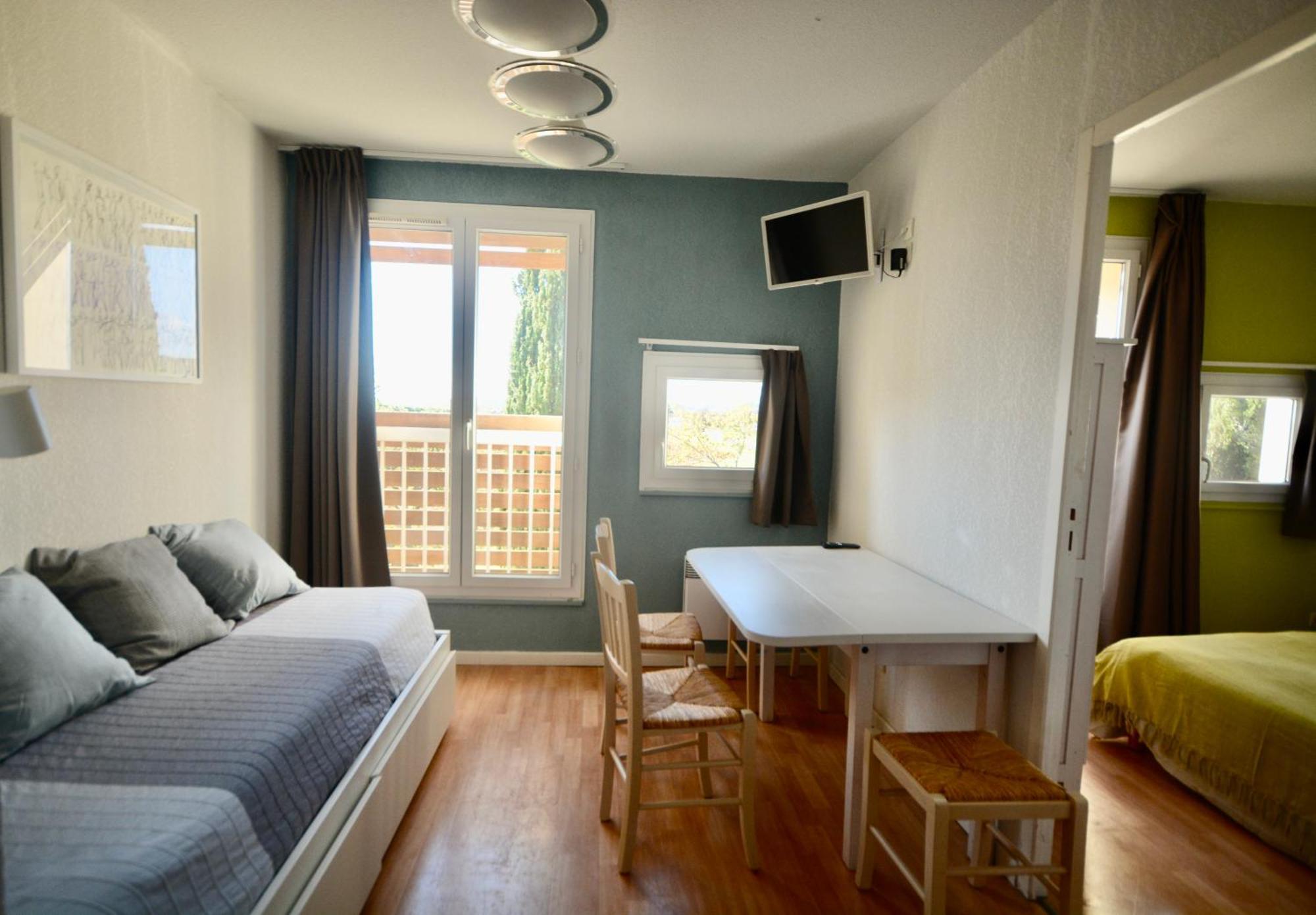 Appartement Plage Piscine Et Tennis Inclus Ла-Лонд-ле-Мор Экстерьер фото