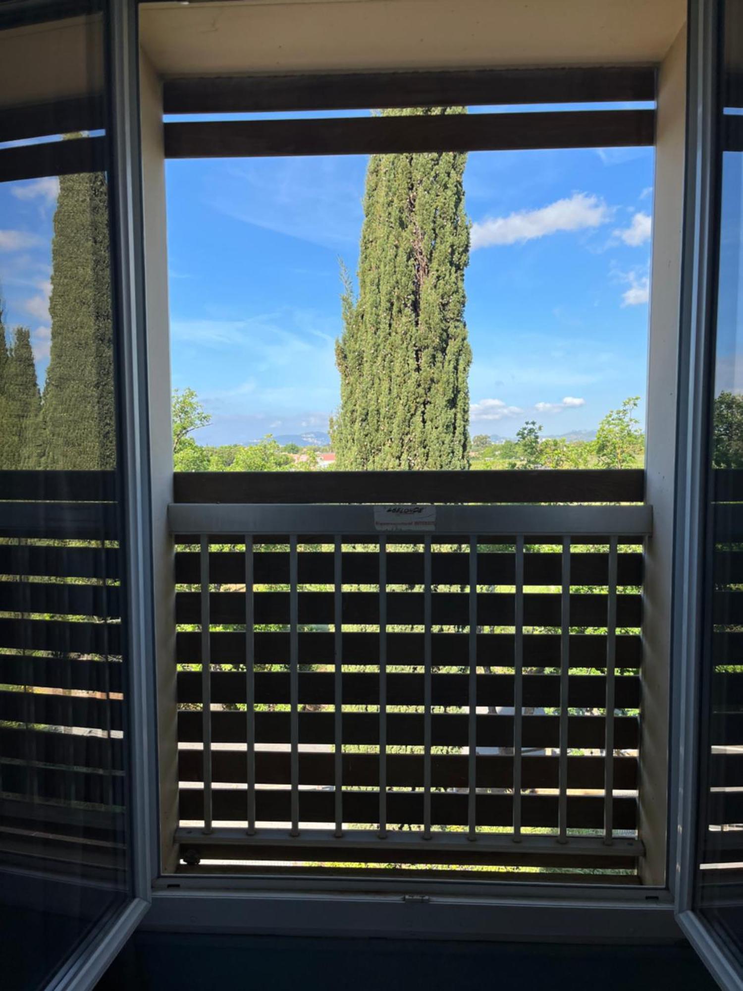 Appartement Plage Piscine Et Tennis Inclus Ла-Лонд-ле-Мор Экстерьер фото